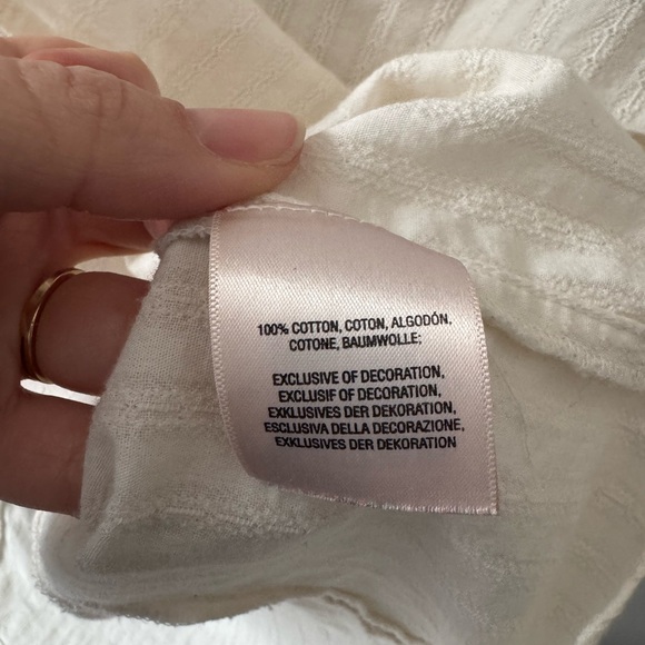 Anthropologie brand Akemi & Kin - Picture 5 of 8